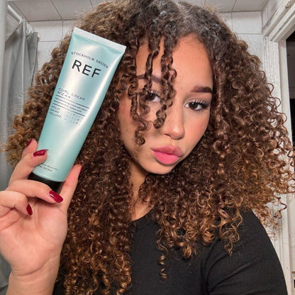 REF Stockholm Curl Cream  No.244 150ml