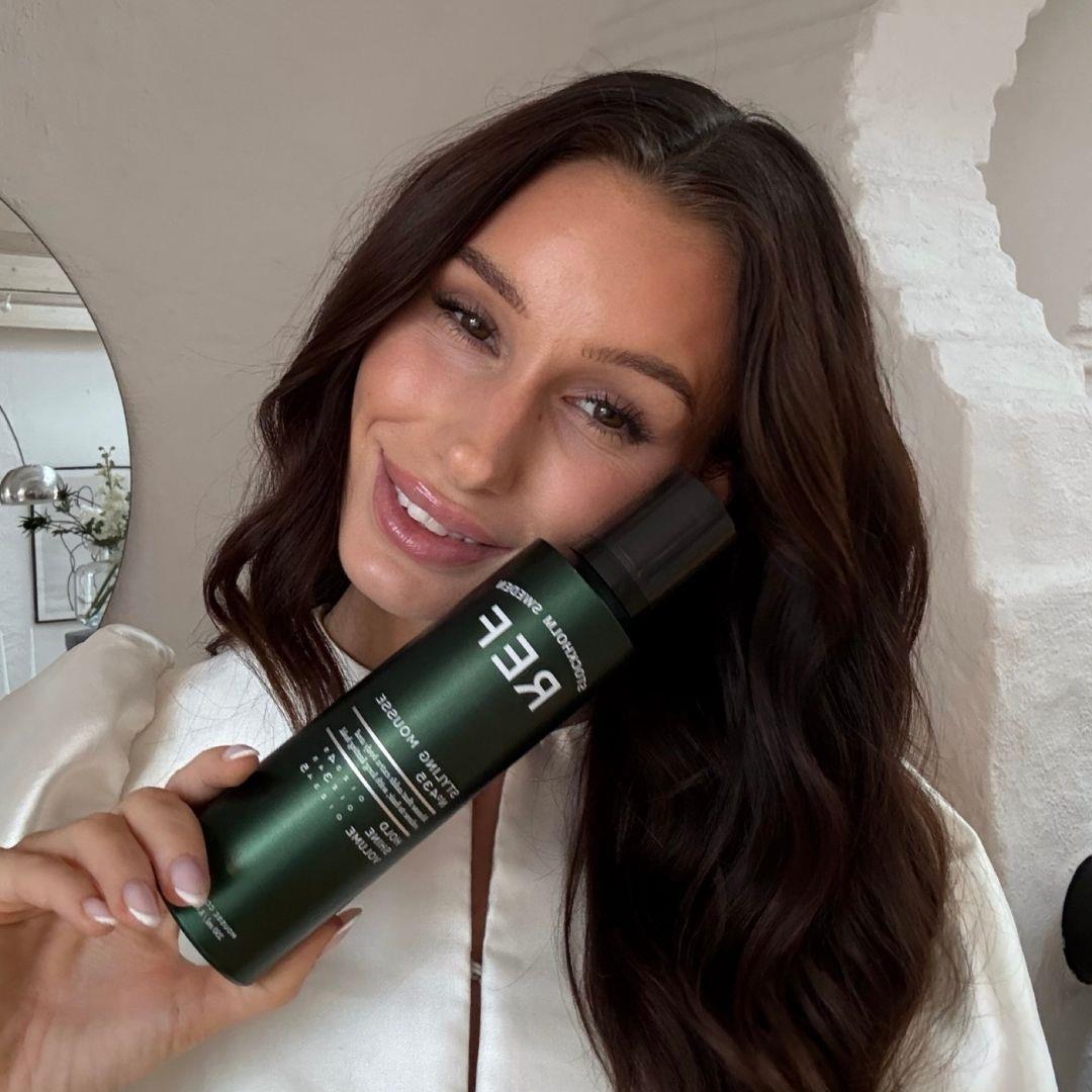 REF Stockholm Mousse No.435 250ml