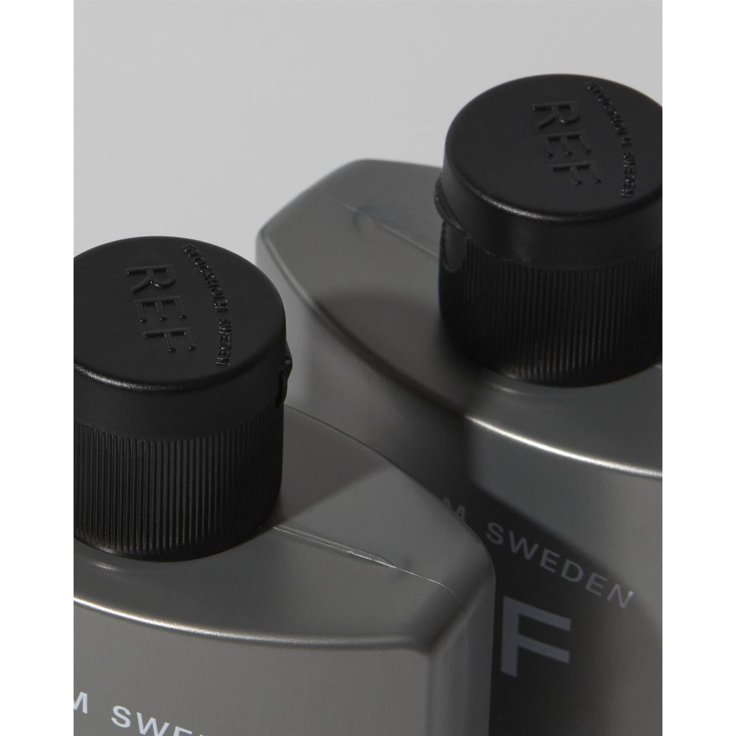 REF Stockholm Hair & Body Shampoo 285ml